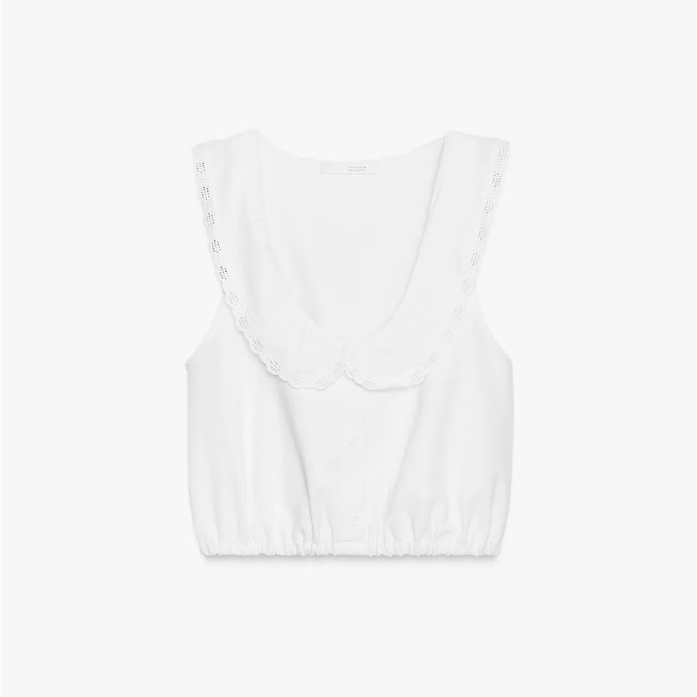 Buttoned collar top